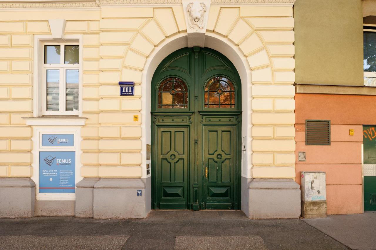 Apartments Next To Schoenbrunn Vienna Exterior photo